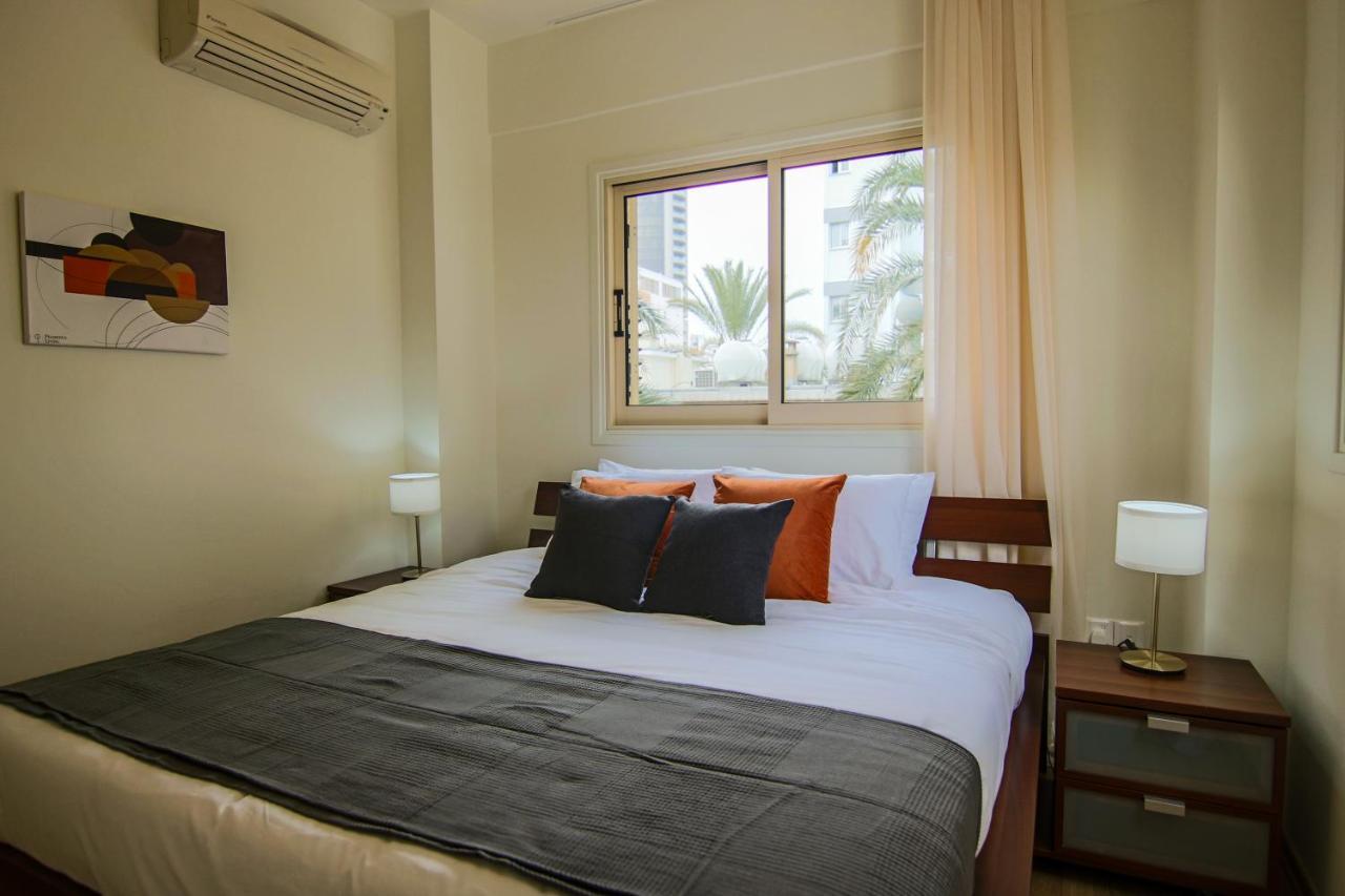 Phaedrus Living City View Luxury Iras Flat 102 Nicosia Ngoại thất bức ảnh
